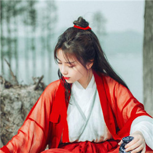 俠骨柔情女子古風(fēng)頭像大全，紅衣似火灼人眼