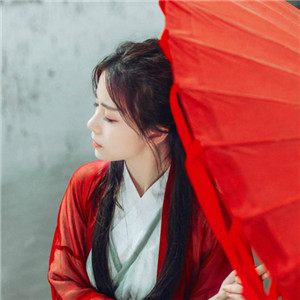 俠骨柔情女子古風(fēng)頭像大全，紅衣似火灼人眼