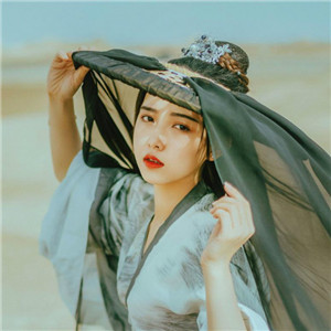 大漠孤煙古風(fēng)女子真人頭像，唯美女生qq頭像