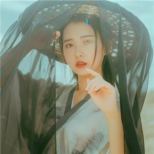 大漠孤煙古風(fēng)女子真人頭像，唯美女生qq頭像