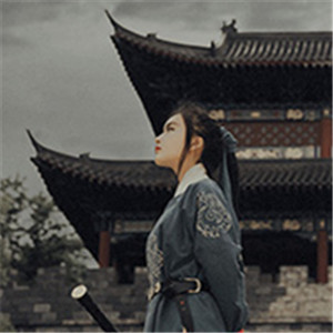 俠風(fēng)滿溢古風(fēng)真人頭像，英氣女生頭像