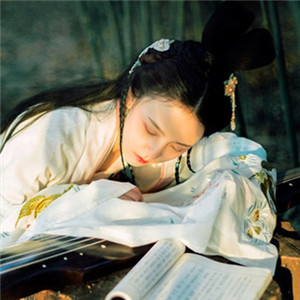 竹青風(fēng)悠女子清雅古風(fēng)頭像，唯美女生真人頭像