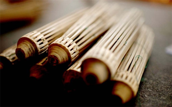 中國(guó)傳統(tǒng)手工工藝油紙傘