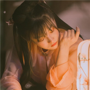 夜色杏粉小依獨(dú)醉酒古風(fēng)頭像，女生古風(fēng)頭像