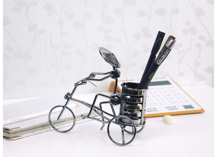 四款創(chuàng)意實(shí)用美觀(guān)車(chē)夫造型鐵藝筆筒