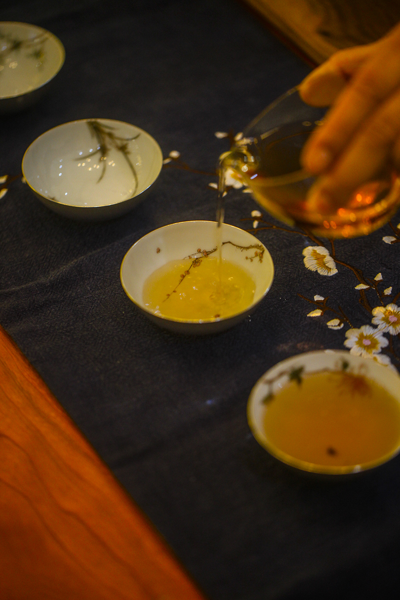 福連文苑梅蘭竹菊鎏銀茶具套裝