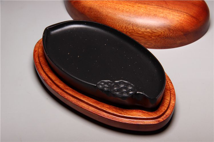 歙硯樸實(shí)硯臺，滑不拒筆中國硯臺