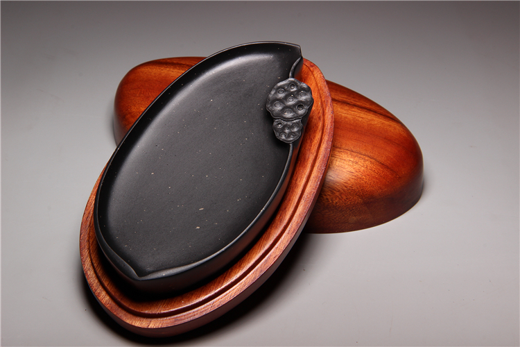 歙硯樸實(shí)硯臺，滑不拒筆中國硯臺