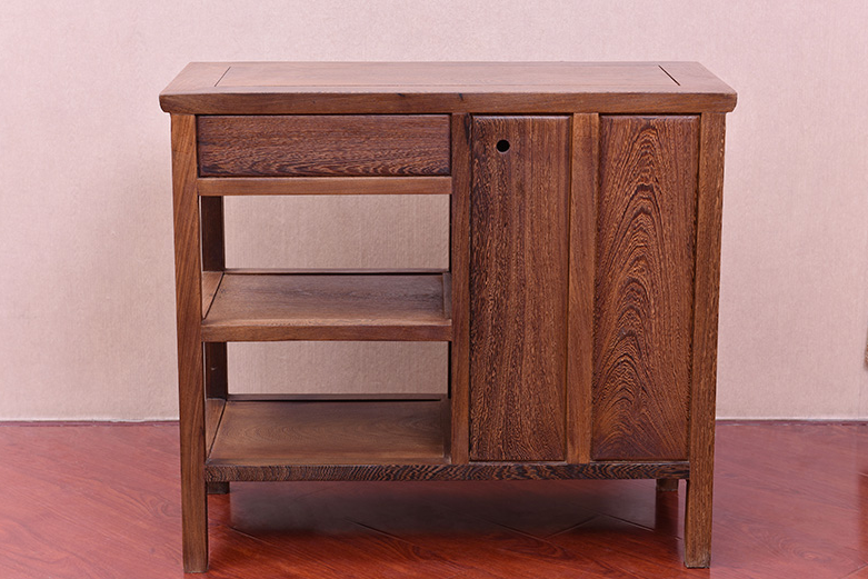 新中式玄關(guān)紅木雕花儲(chǔ)物柜子