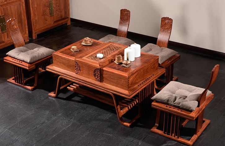 一套茶桌一縷茶香，悟出人生真諦