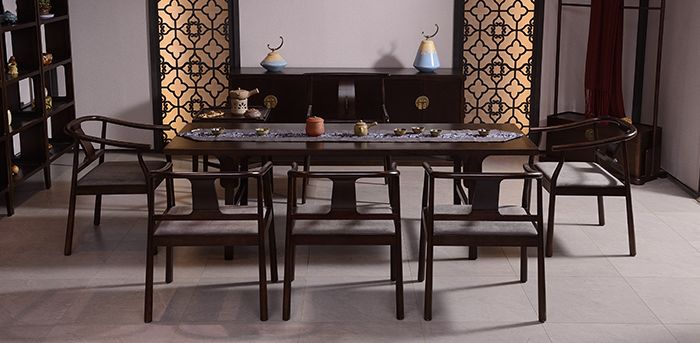 一套茶桌一縷茶香，悟出人生真諦