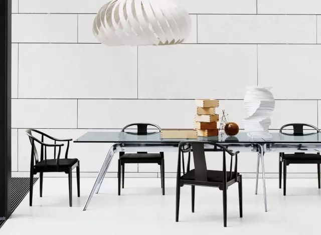 保留傳統(tǒng)突破刻板，打造現(xiàn)代中式椅子