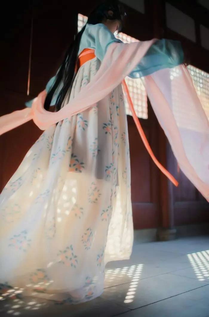 古裝漢服女襦裙，漢元素飄逸清新淡雅漢服