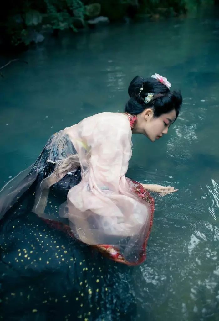 古裝漢服女襦裙，漢元素飄逸清新淡雅漢服