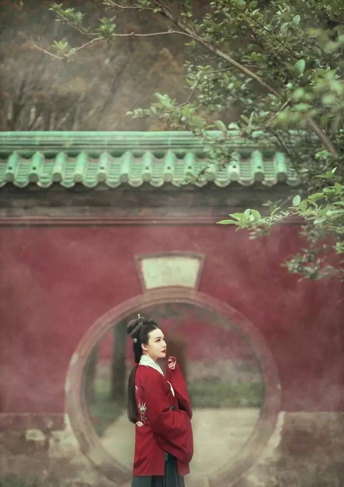 時尚易逝，漢服永存