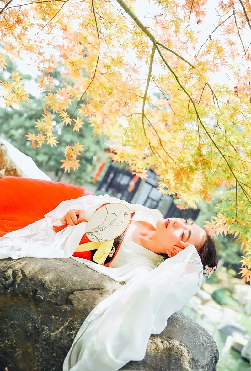 一組優(yōu)秀的古裝美女?dāng)z影賞析，韻味十足