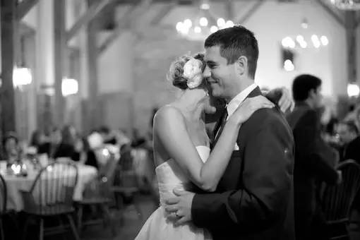 中式婚禮歌曲大全70首喜慶歌曲，或許有那么一首