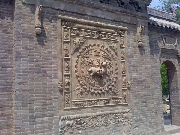 中國古建筑中的雕刻藝術(shù)，精美絕倫