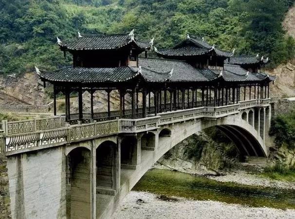 即將消失的中國古建筑，美得驚心動(dòng)魄