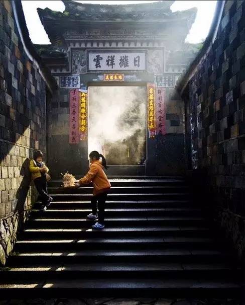 即將消失的中國古建筑，美得驚心動(dòng)魄