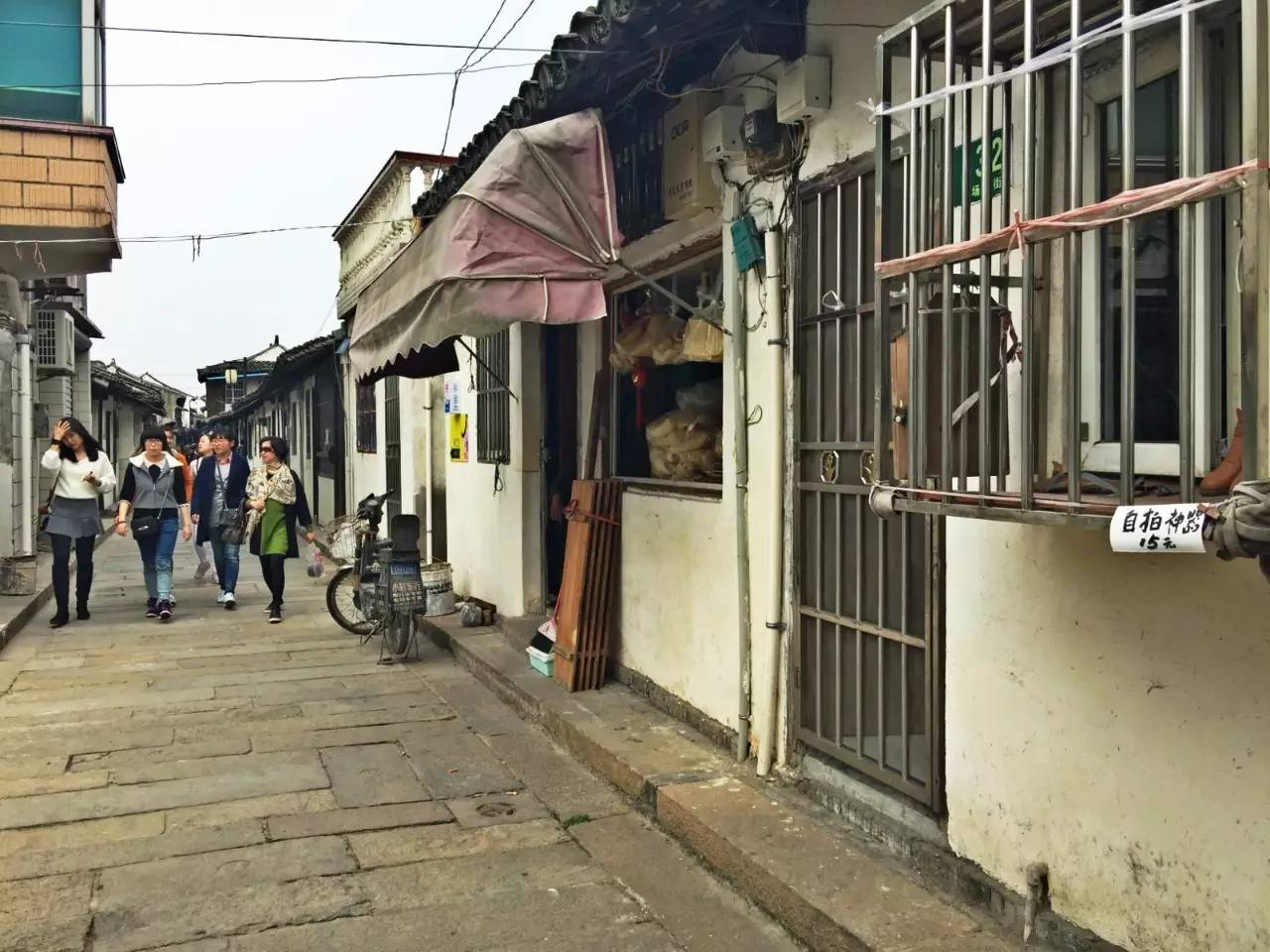 古鎮(zhèn)之外的新場(chǎng)，或許更有新意