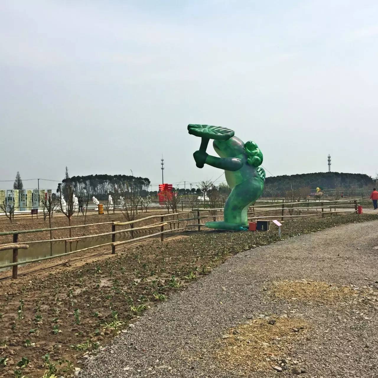 古鎮(zhèn)之外的新場，或許更有新意