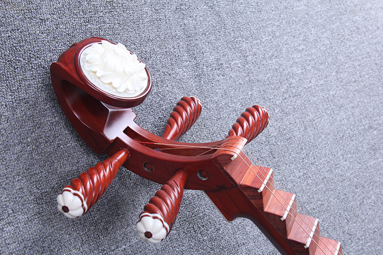 典雅大方琵琶行，聲美悠揚(yáng)琵琶語(yǔ)