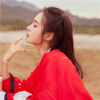 文藝清新女生頭像，唯美古風(fēng)真人頭像