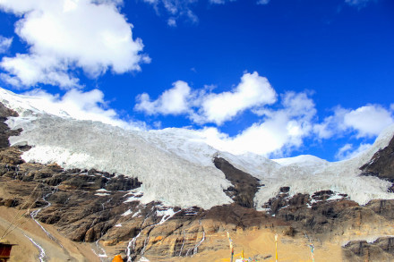 藍天白云，晴空萬里風(fēng)景圖