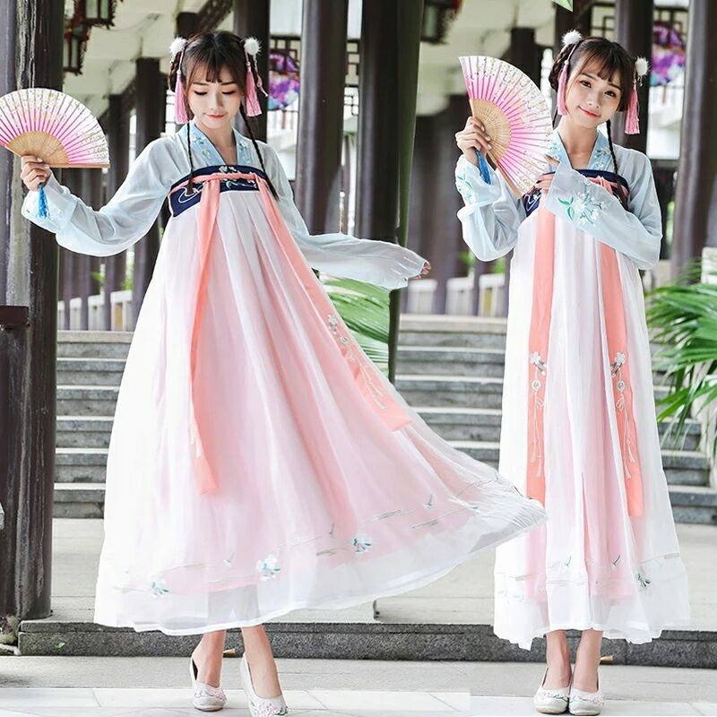 復(fù)古福連文苑長(zhǎng)袖漢服，仙女襦裙繡花漢服圖片