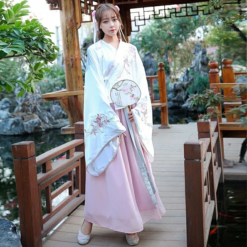 交領(lǐng)襦裙?jié)h服，粉紅清新淡雅漢服圖片