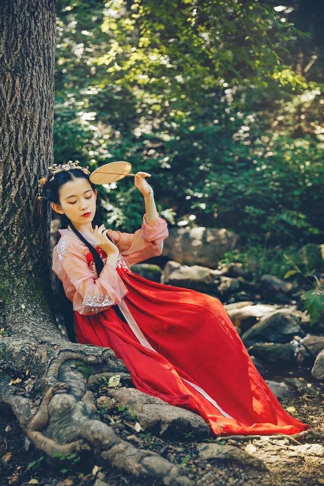 婉娘齊胸襦裙，清新淡雅漢服圖片