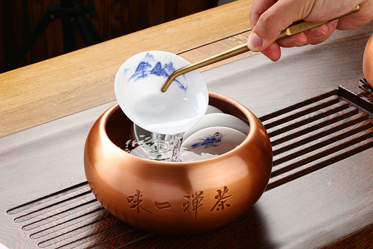 色澤明朗的銅質水盂筆洗