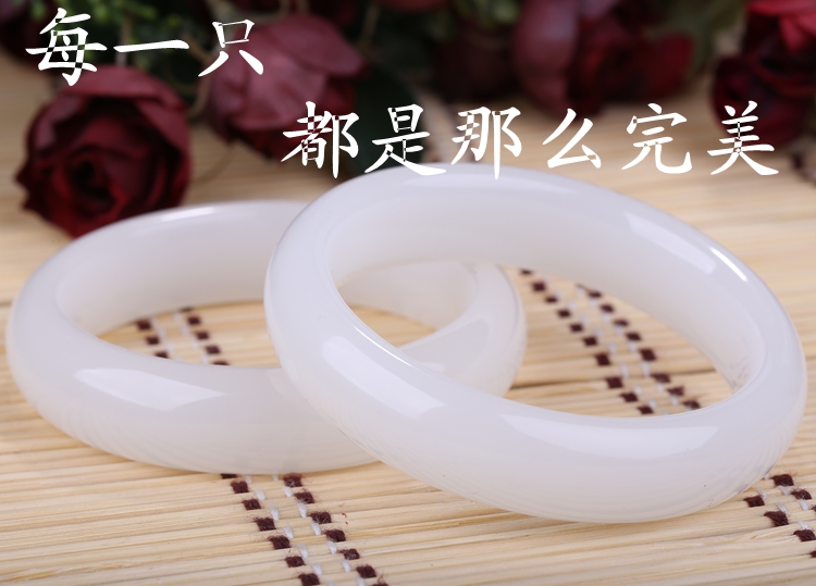 猶勝羊脂，新疆和田玉手鐲