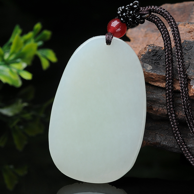 和田玉守護神吊墜