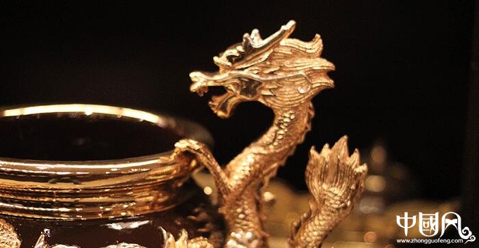 純銅鎏金雙龍香爐，雙耳龍香爐盤香爐