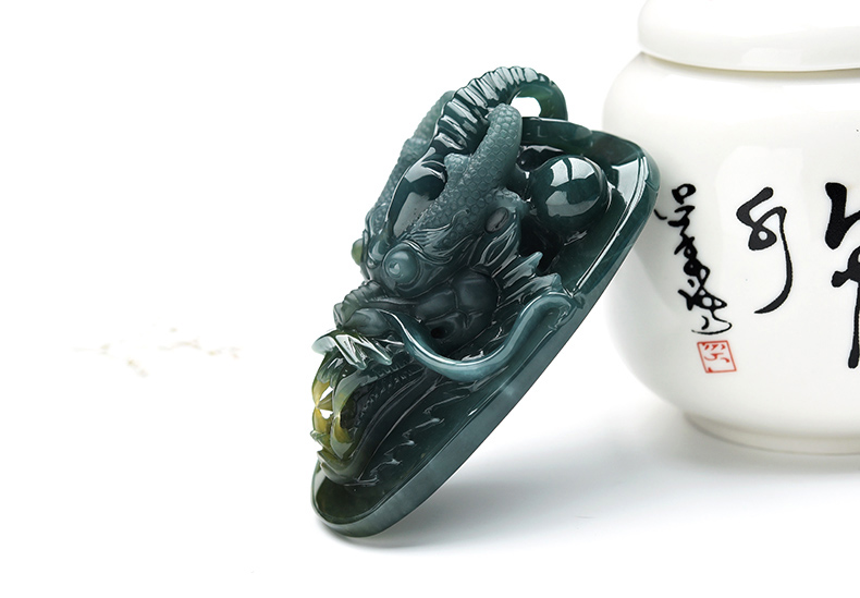 果敢翡翠，藍(lán)水翡翠龍牌玉器