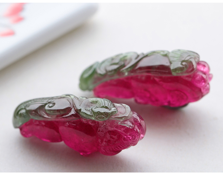 西瓜碧璽吊墜，雕刻如意貔貅項墜一對