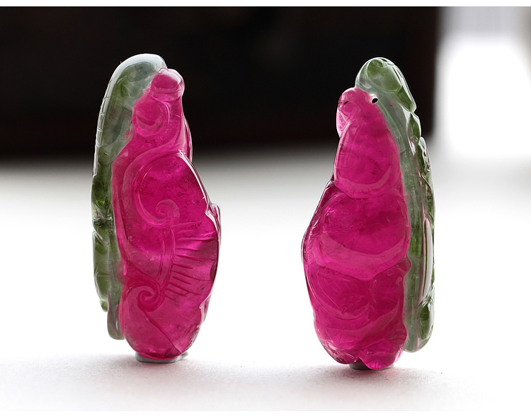 西瓜碧璽吊墜，雕刻如意貔貅項墜一對