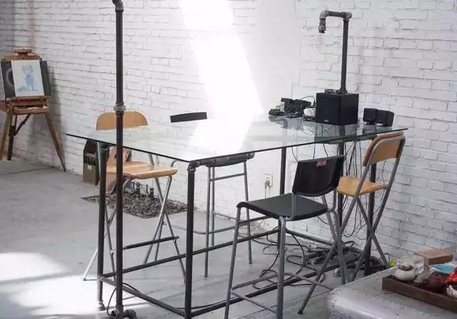 北皋一號(hào)的國際藝術(shù)區(qū)“有肉食堂”