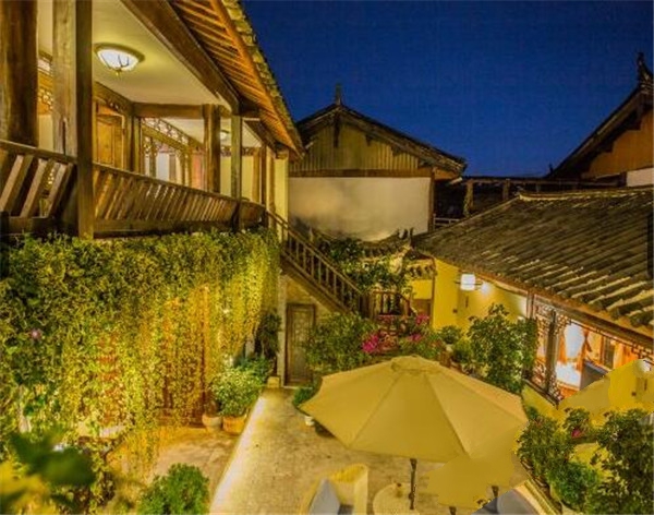 大理『云渡客?！? src="/shige/d/file/bigpic/190404/04/5-1F42GA120.jpg" / data-pXWB="W0ewCW"><img alt=