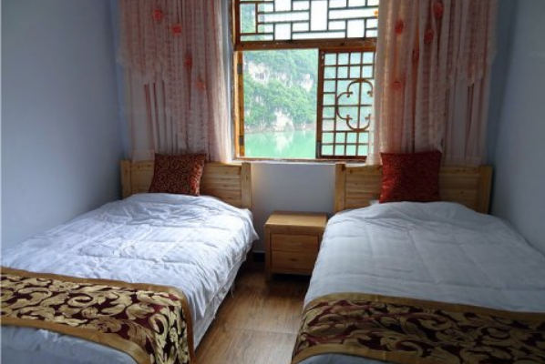 千年一 夢(mèng)，醉在龔灘古鎮(zhèn)紅樓客棧