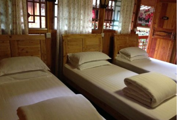 千年一 夢(mèng)，醉在龔灘古鎮(zhèn)紅樓客棧