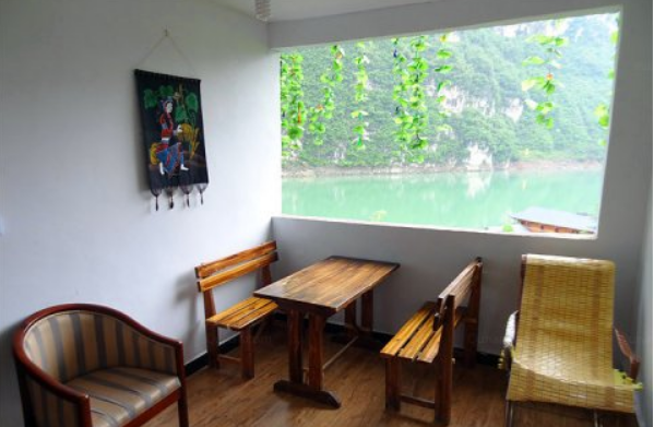 千年一 夢(mèng)，醉在龔灘古鎮(zhèn)紅樓客棧