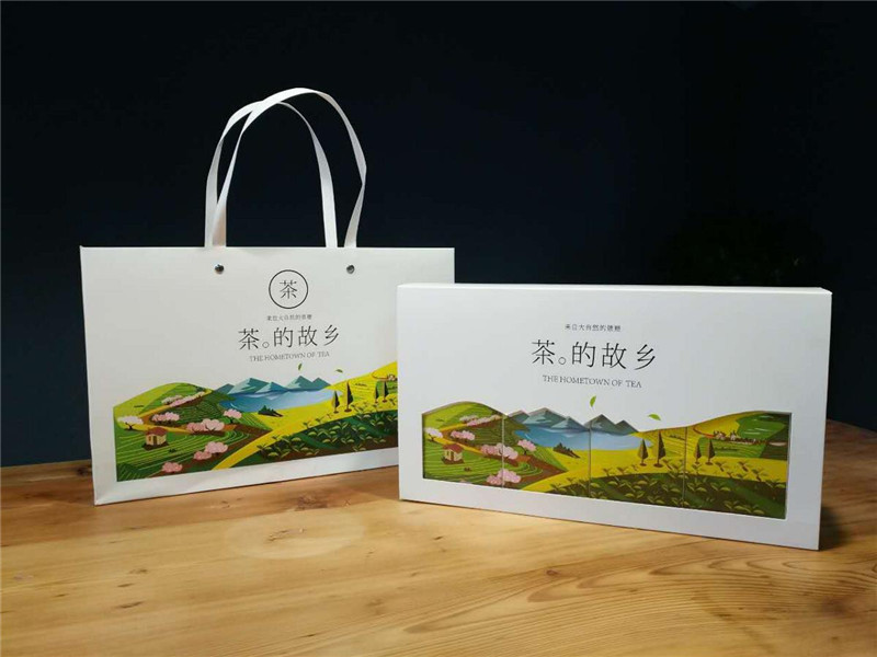 《茶的故鄉(xiāng)》創(chuàng)意茶葉包裝設(shè)計