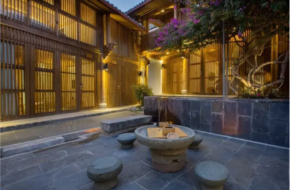 麗江特色民宿:麗水云邊