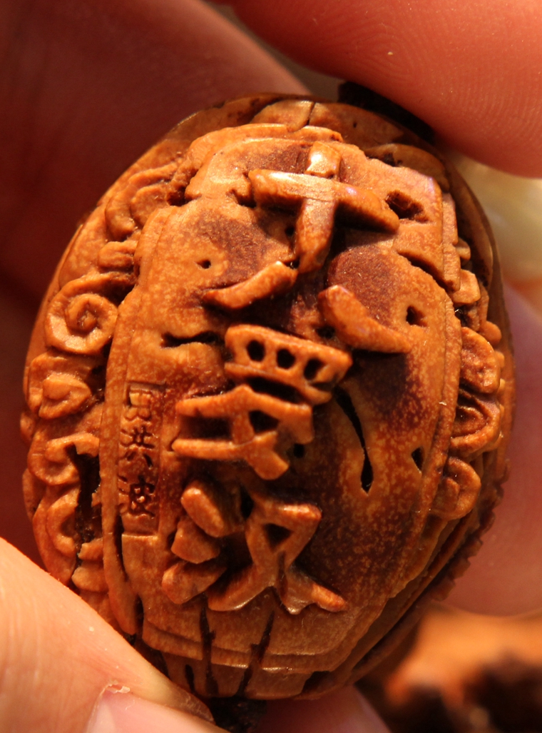 精品桃核雕刻（珍品收藏級）