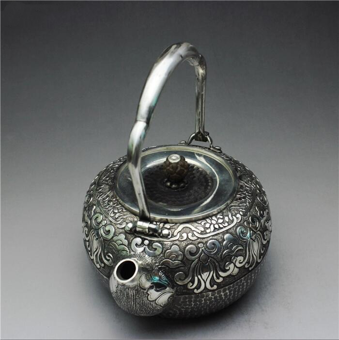 高工雕刻福連文苑傳統(tǒng)圖案銀壺的好處
