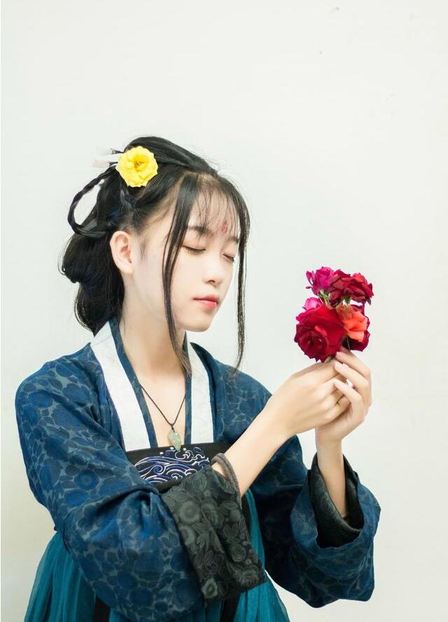 福連文苑漢服女古裝