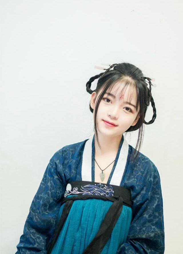 福連文苑漢服女古裝